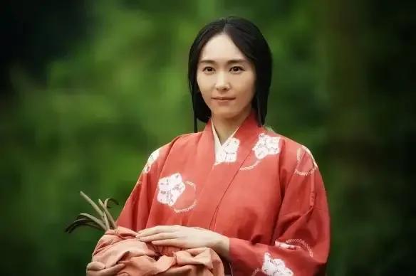 新垣結衣近照相貌大變