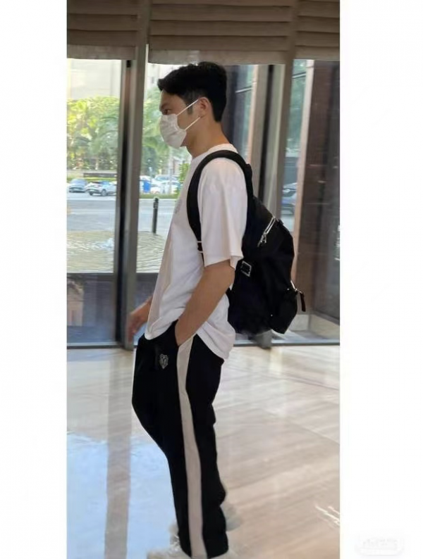 《披荊》成團之夜路透，張智霖黃貫中鬥志昂揚，17位哥哥即將出道