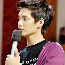 至上勵合小五:在天天向上下跪 和演員張檬住出租屋 如今靠抖音翻身 至上勵合小五:在天天向上下跪 和演員張檬住出租屋 如今靠抖音翻身