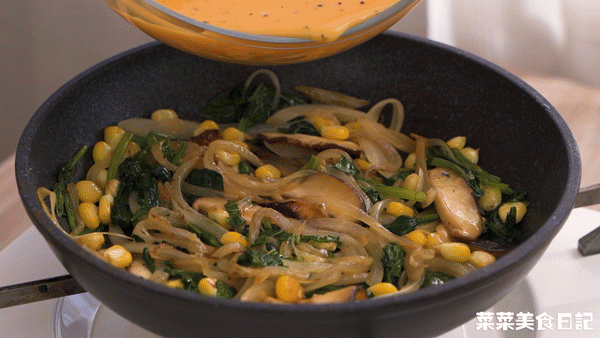 1塊錢的雞蛋，做成了吃不起的樣子！平底鍋10分鐘搞定