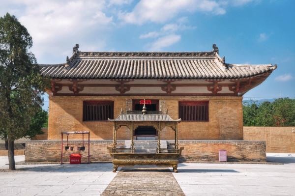 現在還能看到&OpenCurlyDoubleQuote;三個半&rdquo;唐代木建築，疫情後記得去打卡