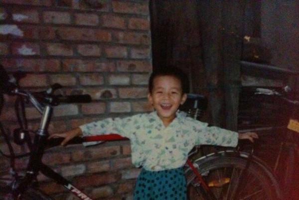 11年前，“寧坐寶馬哭，不坐腳踏車笑”的女孩馬諾，如今咋樣了