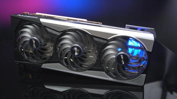 藍寶石RX6800超白金評測 藍寶石RX6800超白金評測