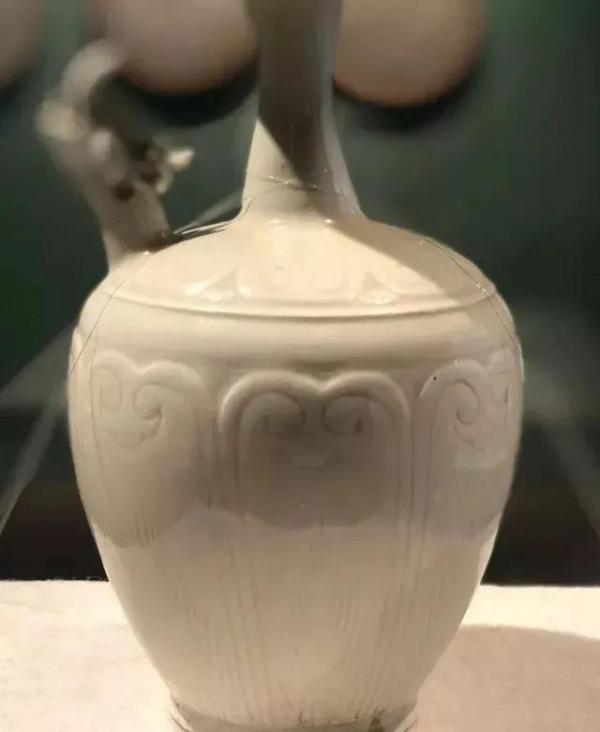 定窯白釉瓷——最高階的白色