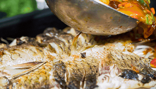 常吃魚好處多，但這3類人最好少吃