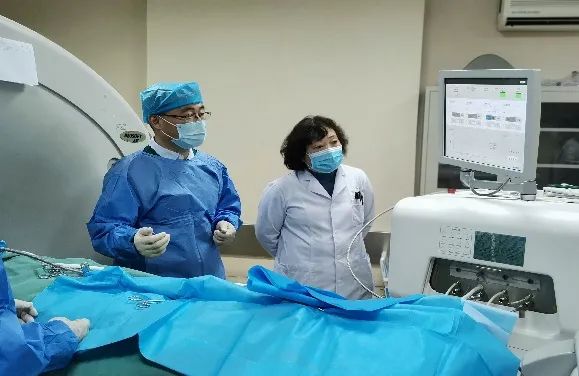 【醫療動態】省中醫院腫瘤科成功完成一例肺腫瘤冷凍消融微創手術