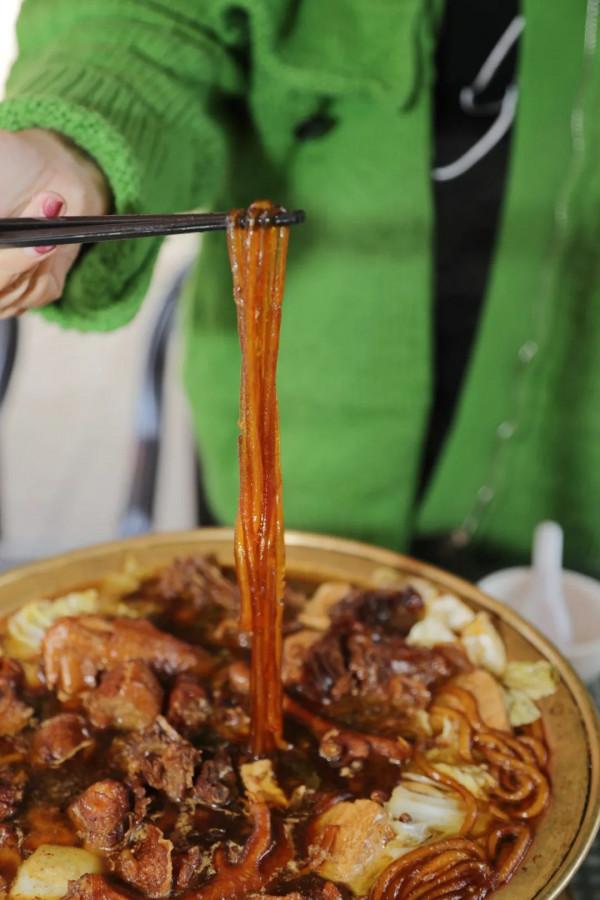 “大量”果然量大，菜如其名的解饞鄉村餐廳~