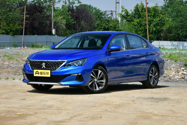 標緻408十週年配置對比，外觀大氣，空間也不小，哪款更值得入手