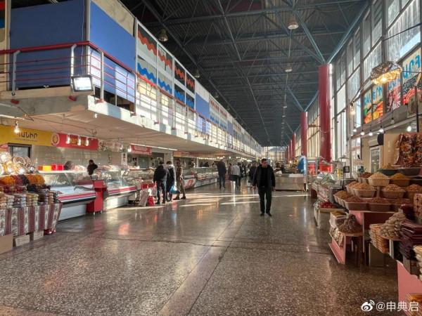 亞美尼亞埃裡溫傳統市場，飲食文化豐富且物價便宜，物產令人震撼