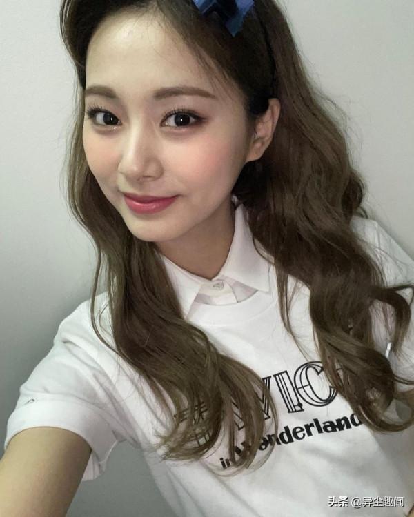 7位自拍傻瓜韓星！金秀賢網封低炒自拍王，子瑜拍照技術哭笑不得