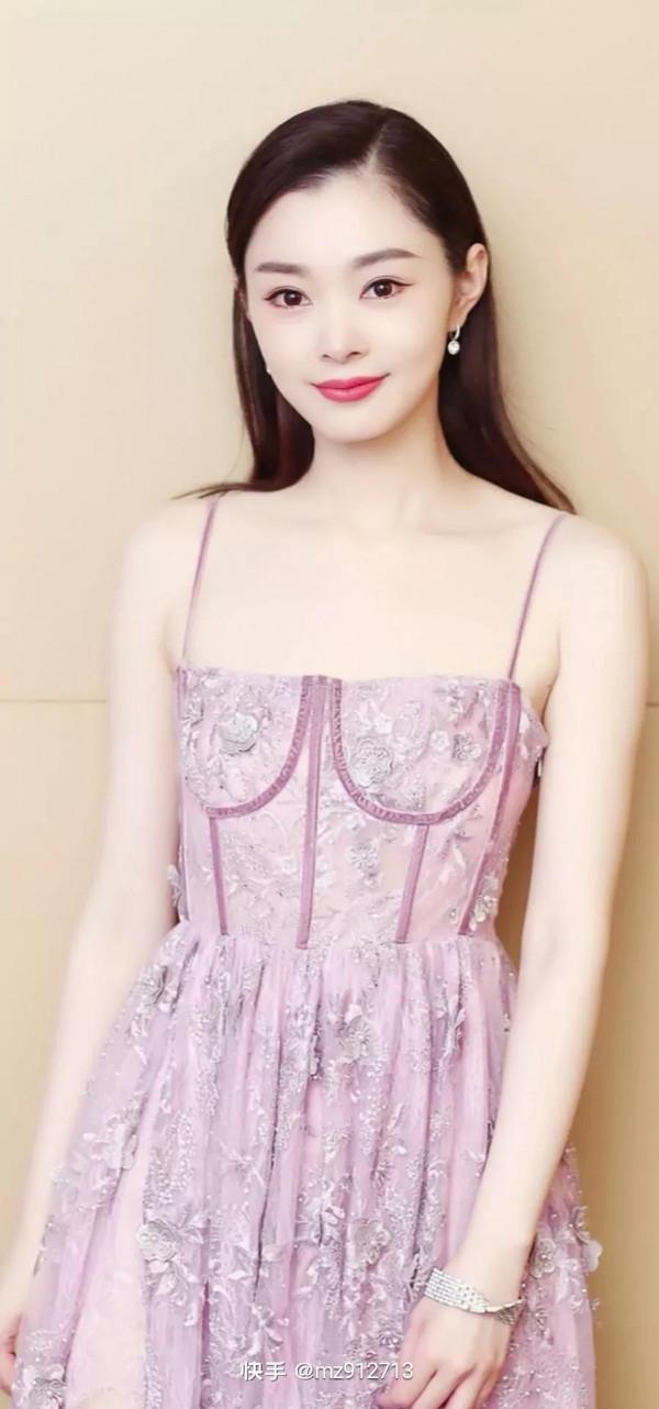 下列女星誰最美? 下列女星誰最美?