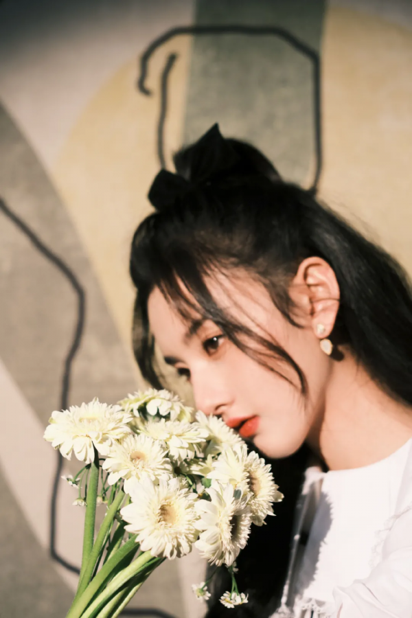 夢迴林蕭,楊冪的S形側顏太絕了 夢迴林蕭,楊冪的S形側顏太絕了