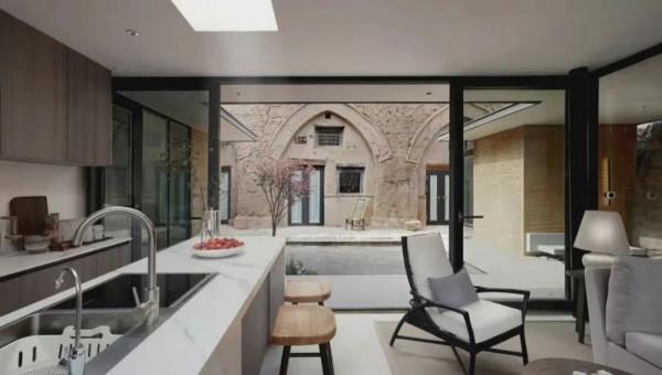 《夢改》翻車上熱搜,花百萬將農村房改成“監牢”,網友痛斥退錢 《夢改》翻車上熱搜,花百萬將農村房改成“監牢”,網友痛斥退錢