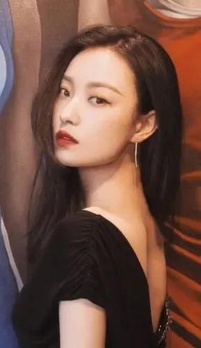 劉亦菲楊冪唐嫣，迪麗熱巴，趙麗穎，楊穎，倪妮劉詩詩85花誰更美