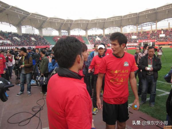 老驥伏櫪,志在千里,36歲的肖智依然馳騁在足球的大草原 老驥伏櫪,志在千里,36歲的肖智依然馳騁在足球的大草原