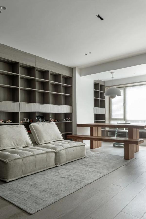 67㎡你敢信？一室改兩室，一家四口，極致敞亮，四分離衛浴