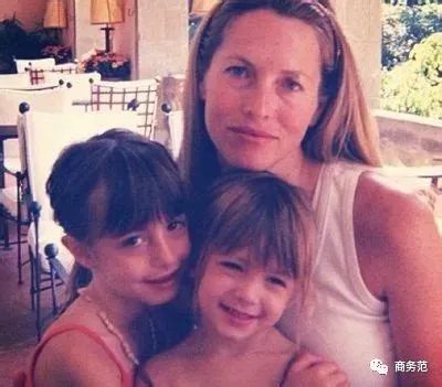 喬布斯小女兒走秀,長女從小被嫌棄,“富養”vs“棄養”差別大.. 喬布斯小女兒走秀,長女從小被嫌棄,“富養”vs“棄養”差別大..