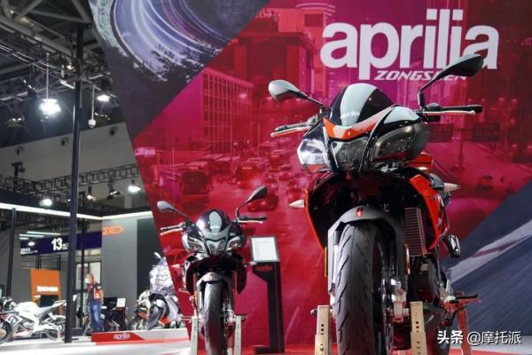 街車有兩種，能戰鬥的街車和其他街車