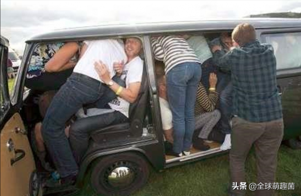 40個顛覆認知的吉尼斯記錄,男子把飛機當飯吃,用玻璃碎片洗臉 40個顛覆認知的吉尼斯記錄,男子把飛機當飯吃,用玻璃碎片洗臉