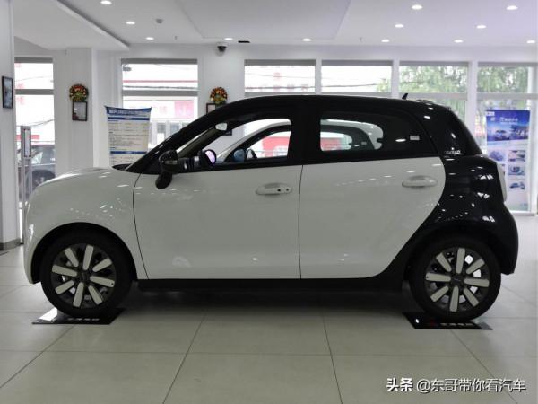 極小巧，價廉質優不用加油，保養不用機油的代步車，實拍尤拉黑貓