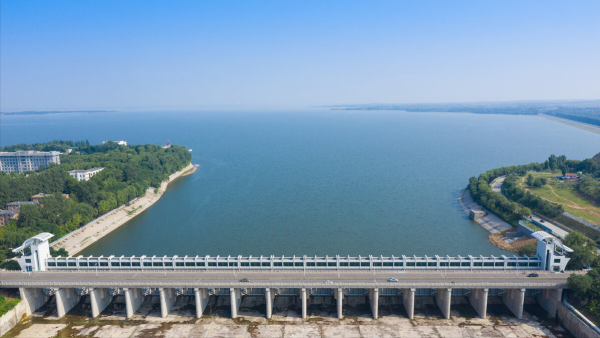 峽山水庫的困局：一年放魚4000萬尾，為何還是“治標不治本”？