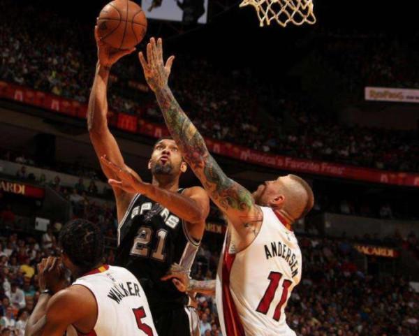 消失的藝術！盤點NBA勾手能力最強的五大球星：鯊魚僅排第五