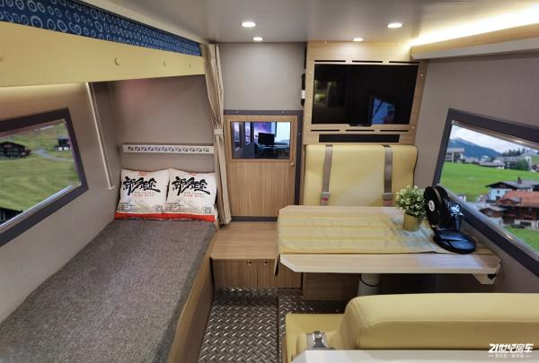 征服荒野！實拍評測中天探險者洲際越野房車，基於德國MAN打造