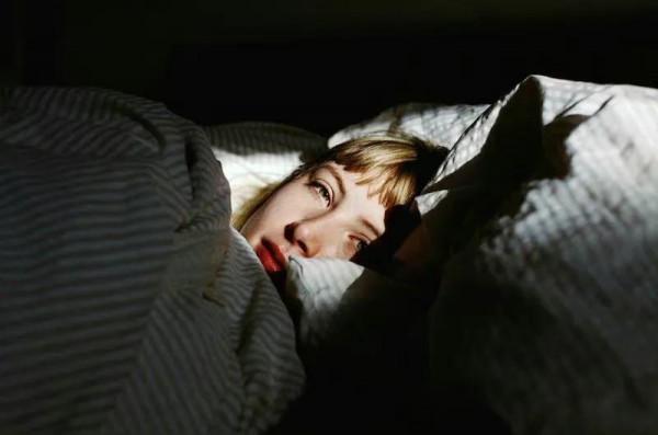 別高估睡一覺的關係