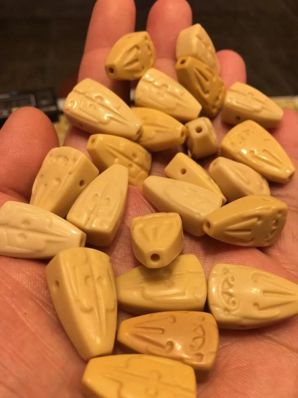 你玩金膏玉嗎？