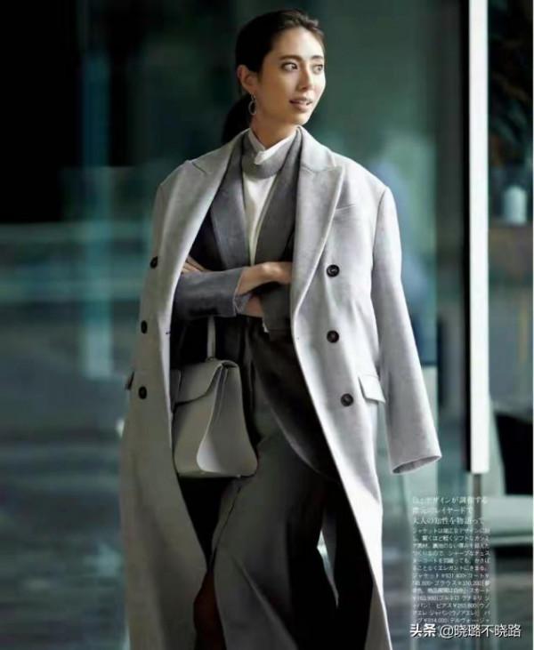 40歲女人,儘量少穿“豔色”,很土!多穿這些“高階色”,顯洋氣 40歲女人,儘量少穿“豔色”,很土!多穿這些“高階色”,顯洋氣