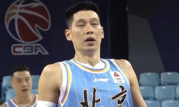 衝突！山西外援主動挑釁，雷蒙回懟，方碩為隊友出頭吃到技犯