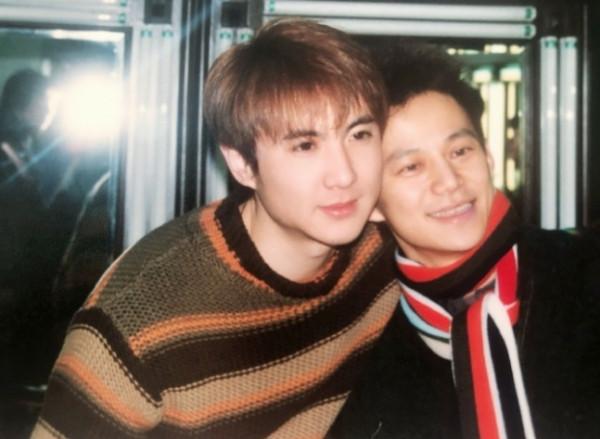 初見顏如冠玉，再見肥頭大耳！這10位男星的臉，讓女人好心碎