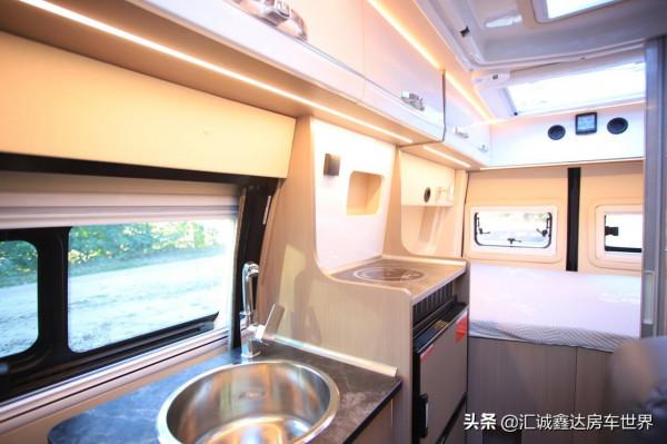 ​省油好開,還能住!5座2.0T動力,帶影音功能!宇通商旅房車來了 ​省油好開,還能住!5座2.0T動力,帶影音功能!宇通商旅房車來了