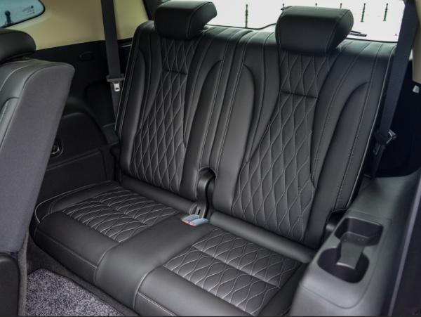 別克昂科威Plus艾維亞 七座版，尺寸有著明顯增加，更沉穩、大氣