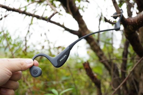 夠用的效能,500元不到就搞定?飛利浦骨傳導藍芽耳機TAN6605 夠用的效能,500元不到就搞定?飛利浦骨傳導藍芽耳機TAN6605