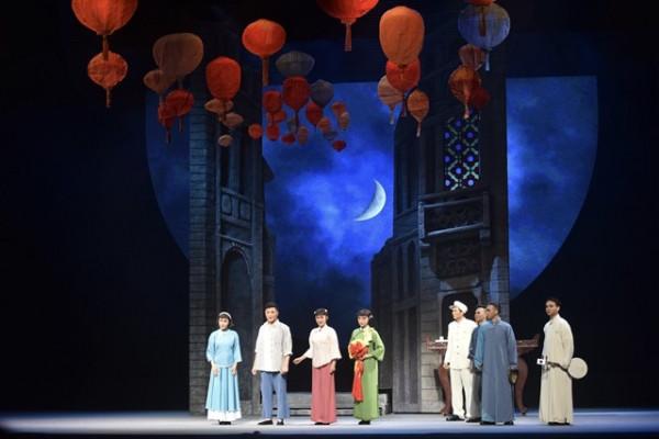 徐敏：拍馬戲血把眼睛糊住險些喪命，倒黴到一演主角戲就沒法播