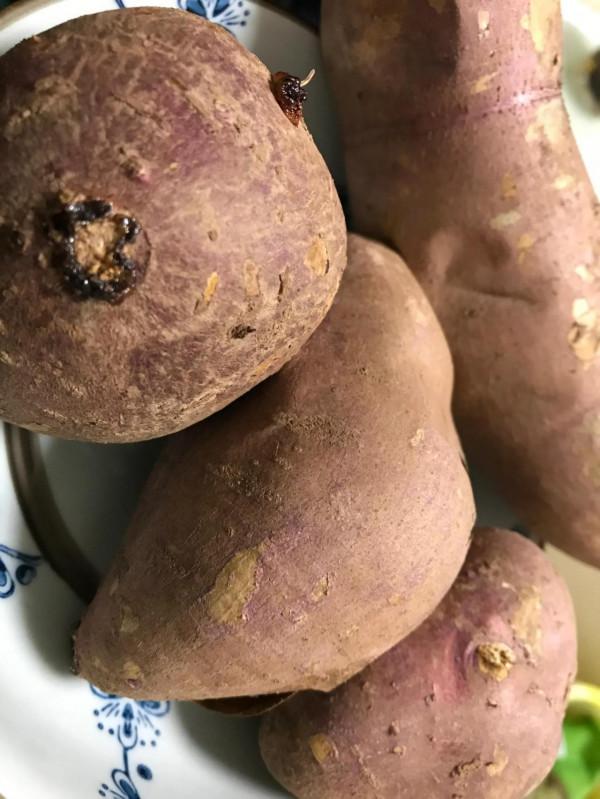 烤紅薯(地瓜) 烤紅薯(地瓜)