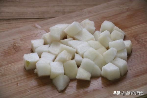 入秋後,梨子和小米是絕配,堅持每週煮2次,整個秋天都舒坦 入秋後,梨子和小米是絕配,堅持每週煮2次,整個秋天都舒坦