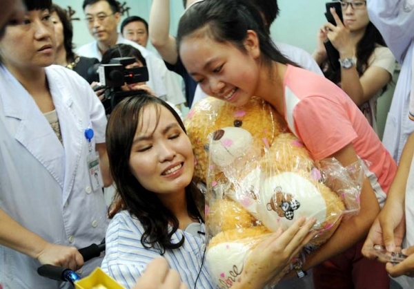 張麗莉為救學生痛失雙腿,8次手術2次過鬼門關,如果重來會怎麼選 張麗莉為救學生痛失雙腿,8次手術2次過鬼門關,如果重來會怎麼選