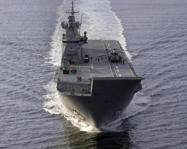 “堪培拉”級兩棲攻擊艦圖集（118圖）
