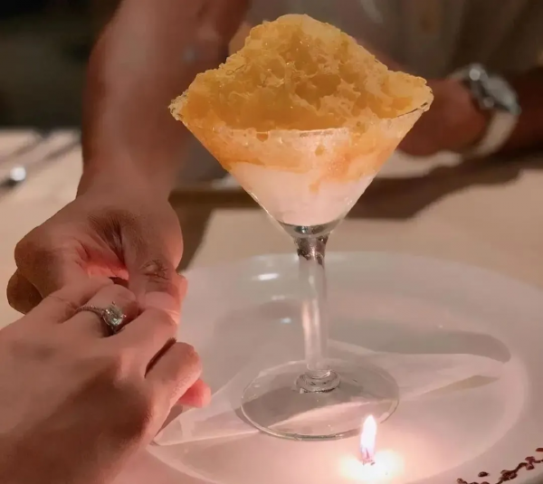 2021年官宣結婚的明星:40歲藝人成結婚主力軍,七對奉子成婚 2021年官宣結婚的明星:40歲藝人成結婚主力軍,七對奉子成婚