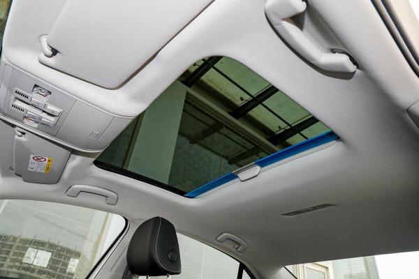 凌渡天窗邊框玻璃開裂，跟這些原因有關，解決方法建議車主牢記