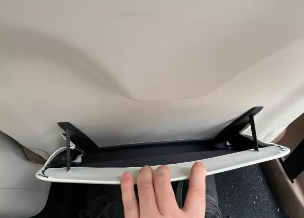 材料工程師體驗嵐圖FREE試裝車：主體已成形，細節再推敲