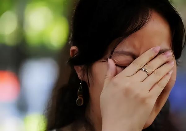 男童總流鼻血，醫生卻叫來母親外婆進行血液化驗，檢查後母親痛哭