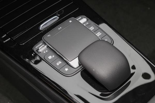 油耗5.4L的豪華入門級家轎,21.18萬起,內飾大氣檔次足,賓士A級 油耗5.4L的豪華入門級家轎,21.18萬起,內飾大氣檔次足,賓士A級