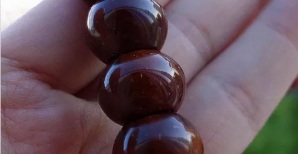 紫金鼠、橄欖核、猴頭，光珠手串哪個最貴？