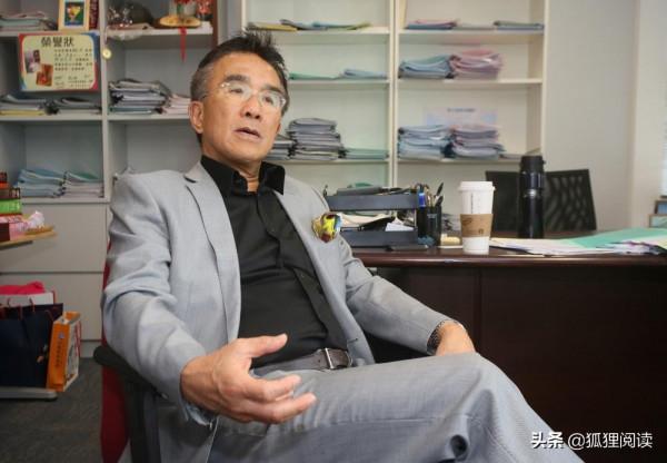 沒錢，還想有所作為丨《對手》李唐：連個換牙的錢都沒有我容易嗎