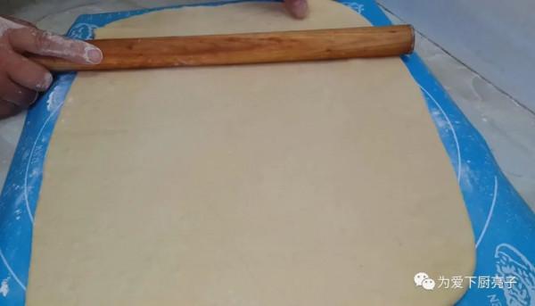 1斤麵粉，半斤紅豆，鍋裡一蒸，鬆軟香甜無新增，吃過就唸念不忘