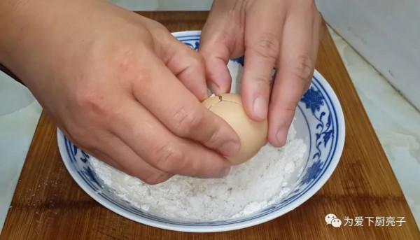 麵粉不要炸油條了,學會一種新吃法,吃著焦脆香甜,比糕點餅乾香 麵粉不要炸油條了,學會一種新吃法,吃著焦脆香甜,比糕點餅乾香