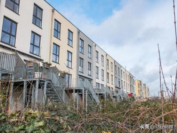 有錢人正從別墅搬回大平層？過來人指出別墅3大“硬傷”，很現實